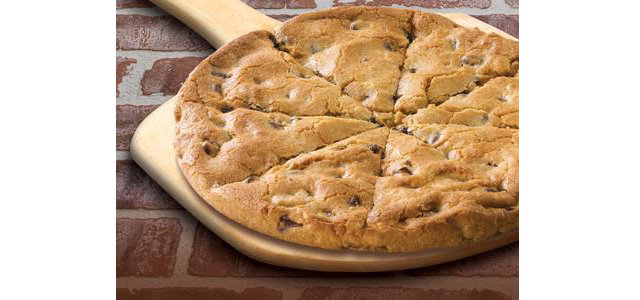 Papa Johns Mega Chocolate Chip Cookie Review 6428