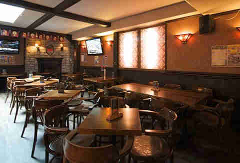 Pub Cock N’ Bull Montreal