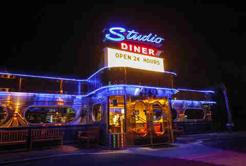 Studio Diner BNOYL Late-Night SD
