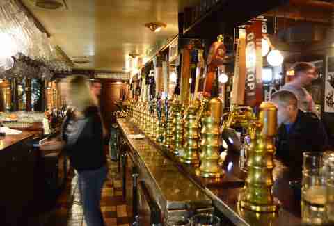 Draught House Pub & Brewery Growlers Austin