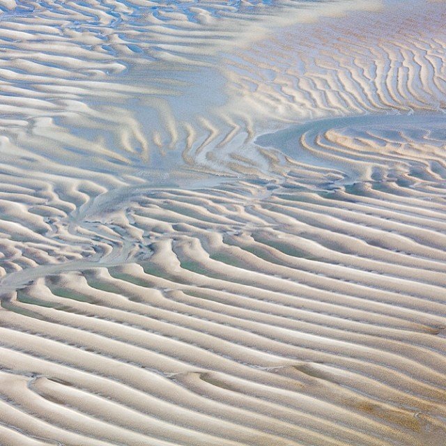 Sand shoals