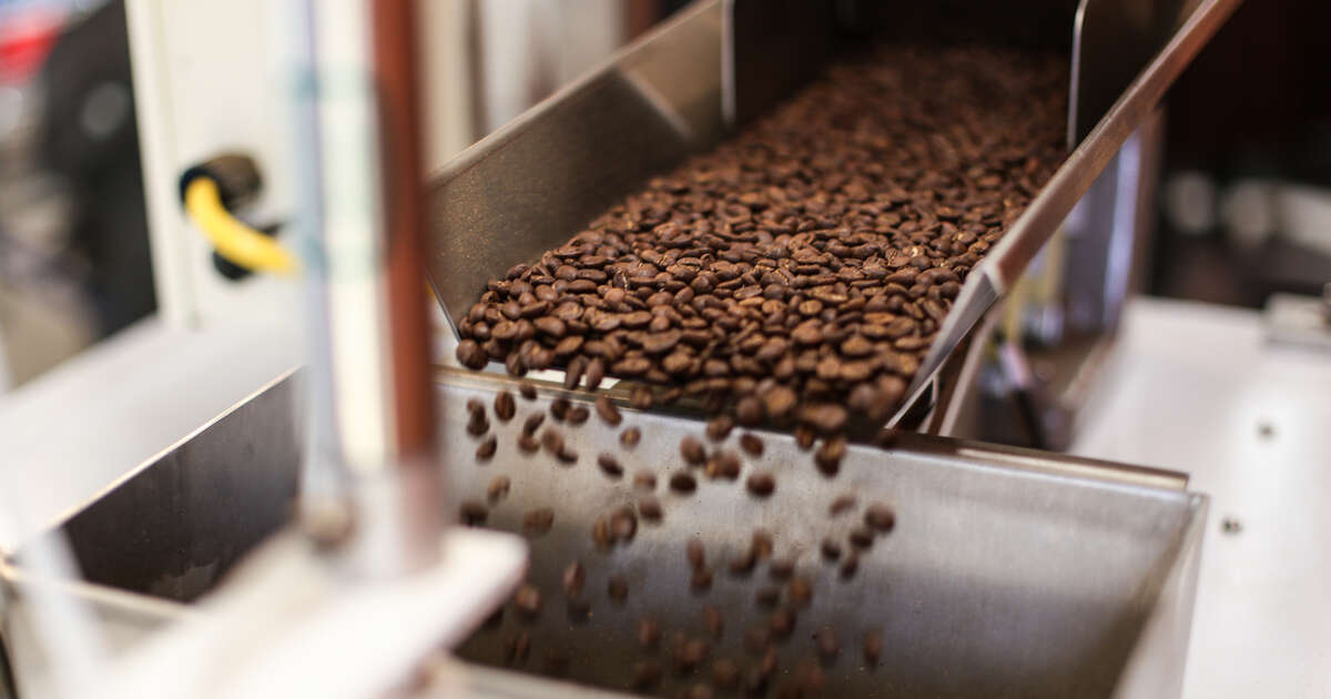 Coffee Roasters How Coffee Roasting Works Thrillist