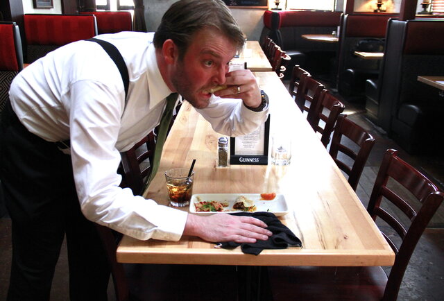 Restaurant secrets - Things only waiters and waitresses know