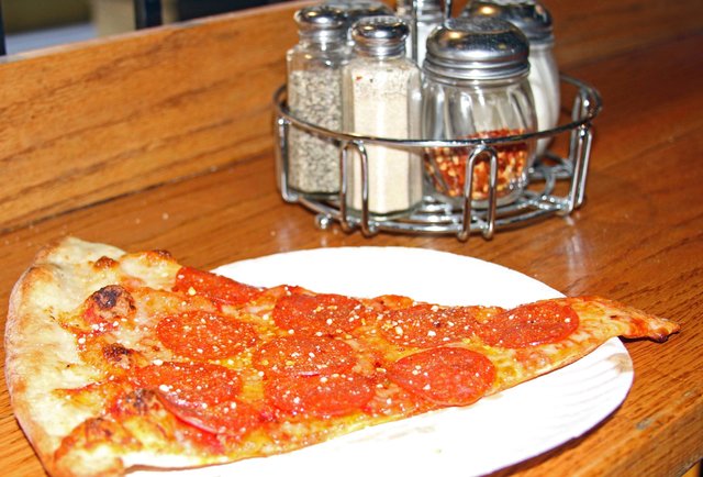 your guide to eating nyc style pizza in denver