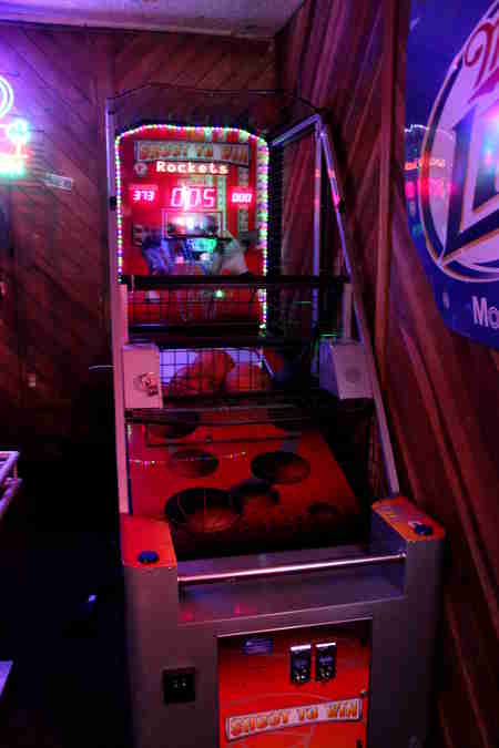 The Hut Basketball