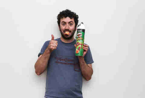 eating Pringles