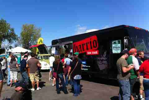 el barrio food truck