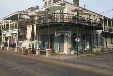 the avenue pub