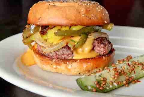 TAG BURGER BAR