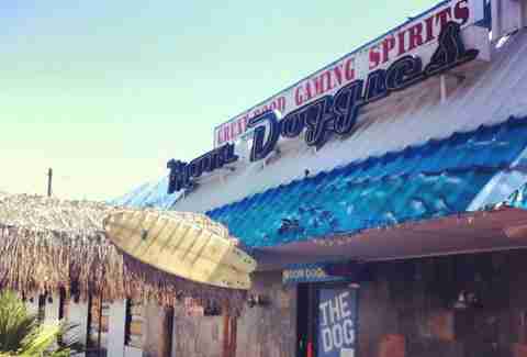 Moon Doggie’s Bar & Grill