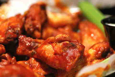 Best NYC Chicken Wings - Final Four Snacks - Thrillist