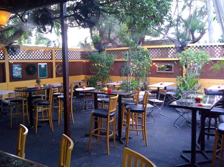 Places to eat outside in Miami - Things to do in Miami - Thrillist