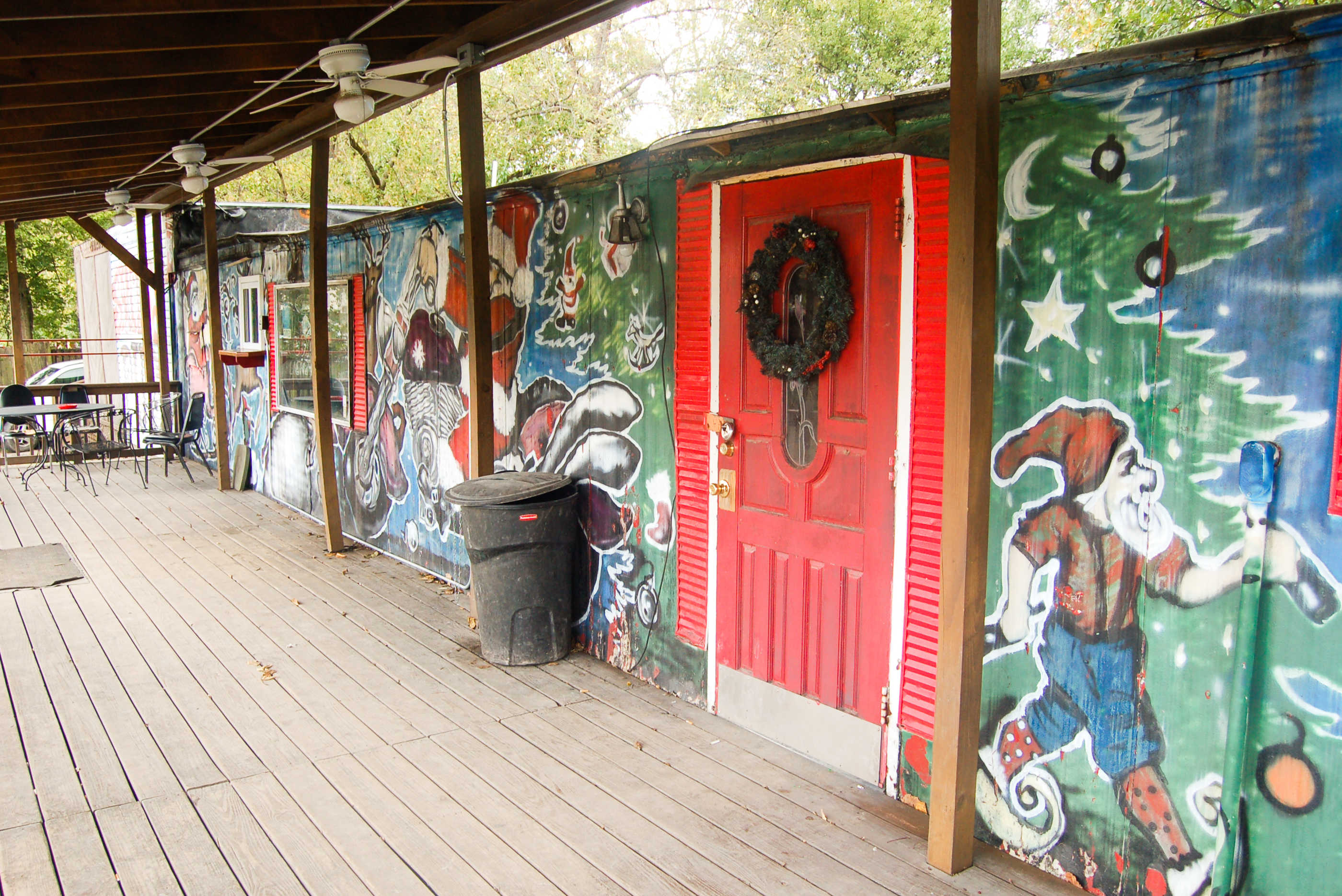 The 21 best dive bars in America