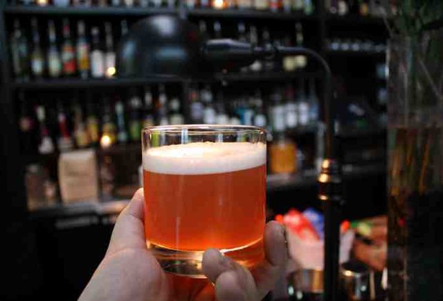 Low-key, high-class imbibing on Williams