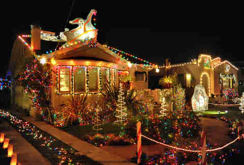 Illumination straat binnenstad Christmas Lights - Best-Decorated Streets in the - Thrillist
