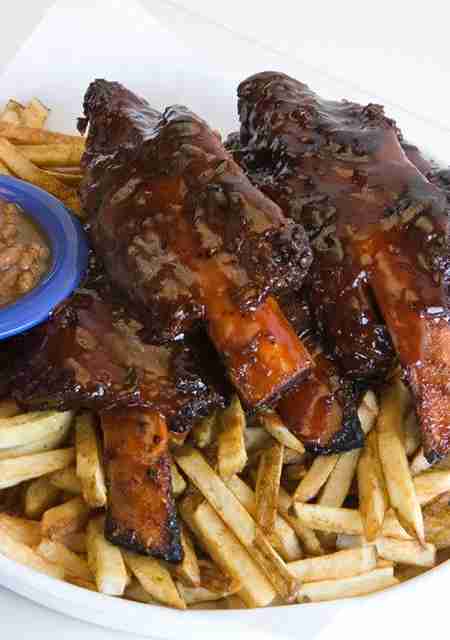 PHIL'S BBQ
