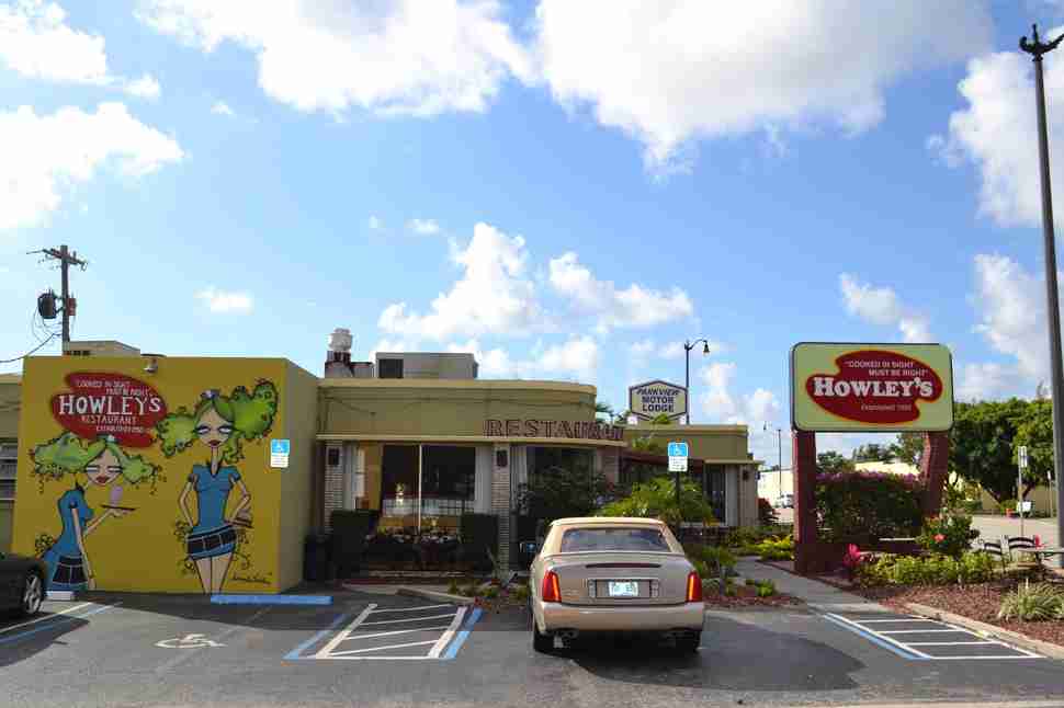 Howley's Diner