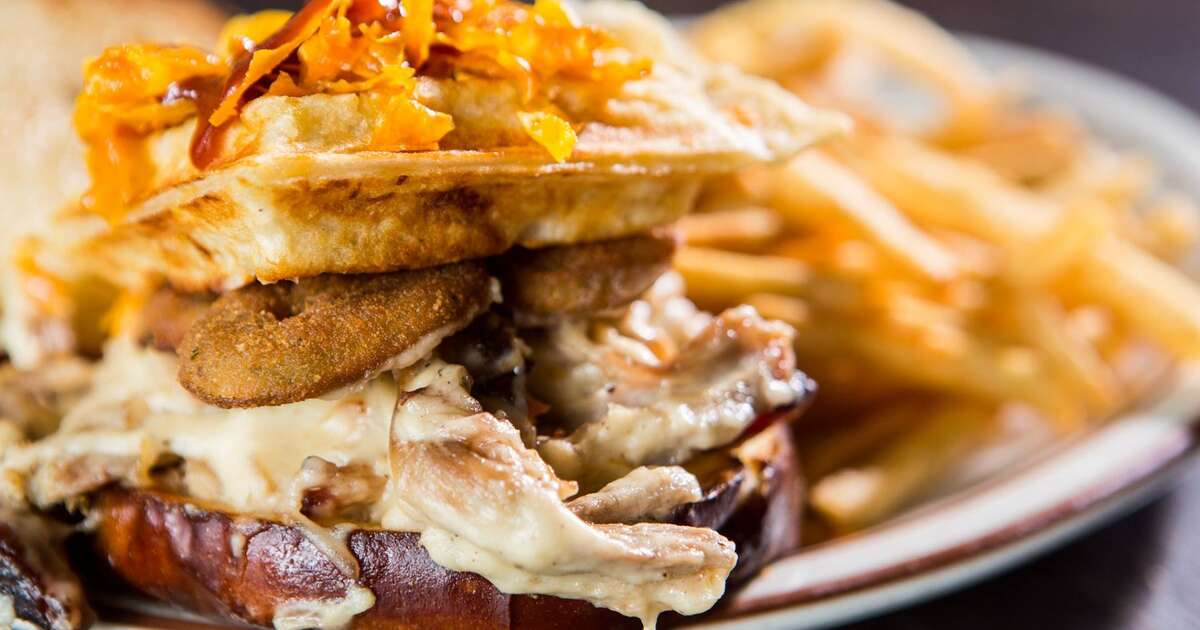 Wicker Park Bars The 12 Best Places to Drink Thrillist