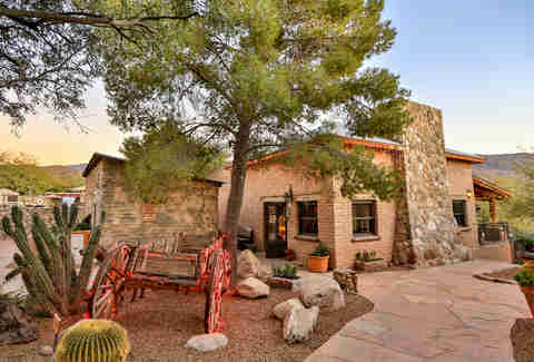 saloon at Tanque Verde in Arizona