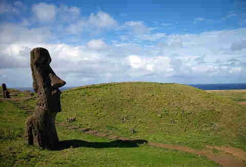 easter island rapa nui moai