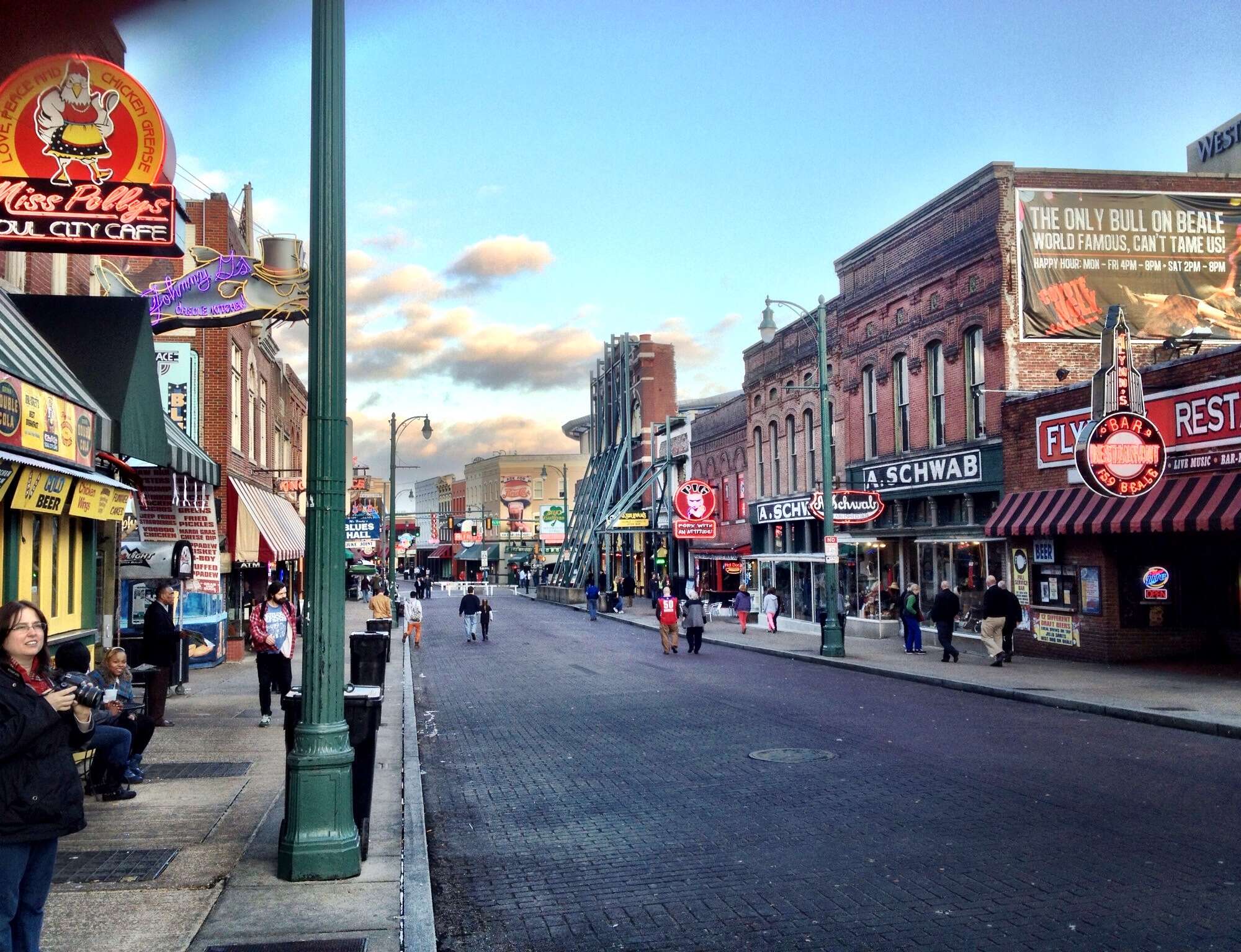 best food on beale st A Culinary Journey Through Memphis Heart.