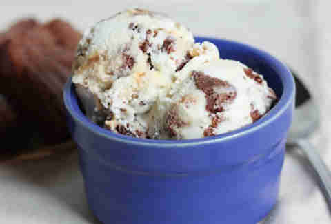 Brownie caramel swirl ice cream