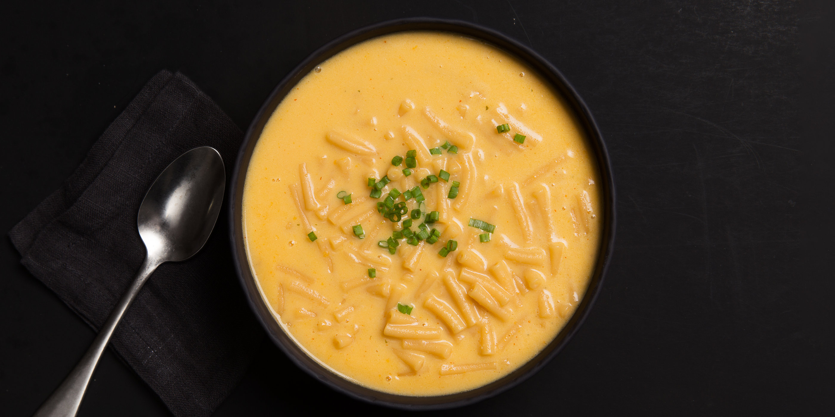 10 ways to boost your boxed macaroni and cheese for 10