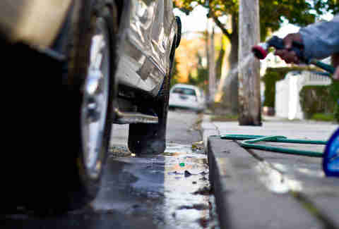 Washing Car