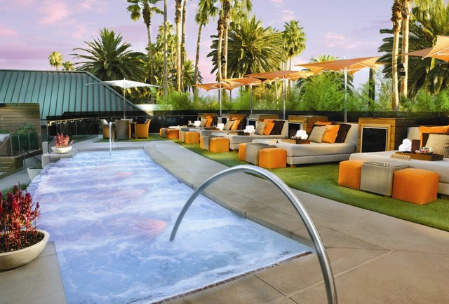 Best Topless Pools In Vegas 2015 Tao Beach Marquee Dayclub Daydream