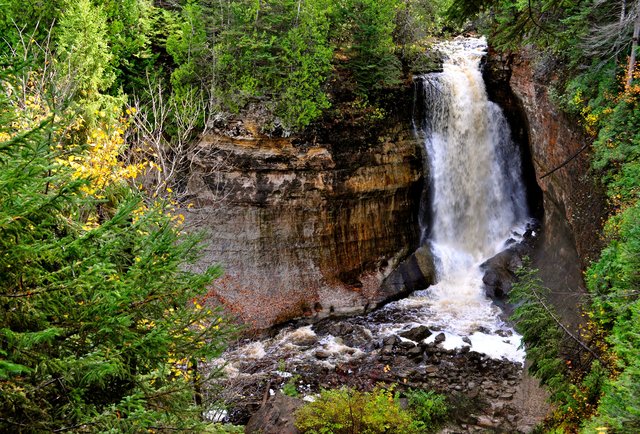 Best Hikes In Michigan Upper Peninsula