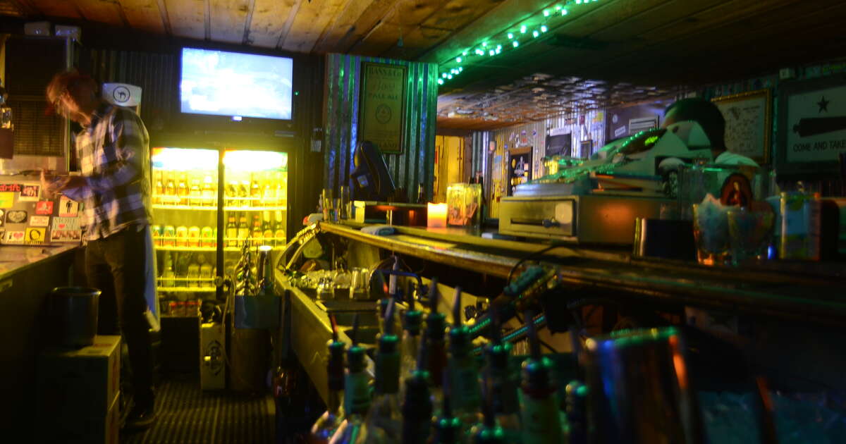 Cheap Bars in Austin Where to Get 1 Beers Thrillist