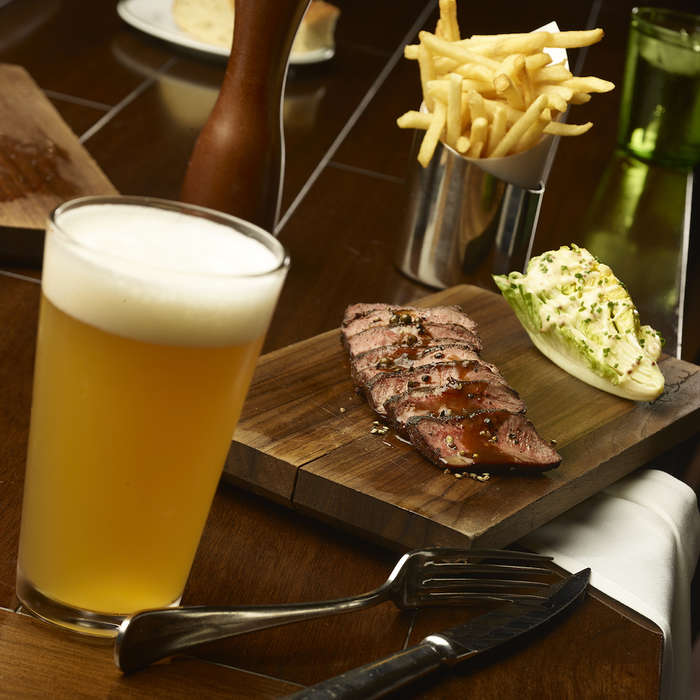 best-dive-bars-in-las-vegas