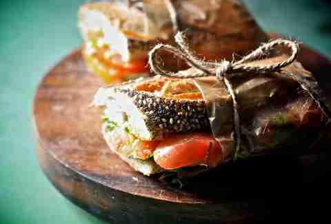 Tomato and arugula sandwich