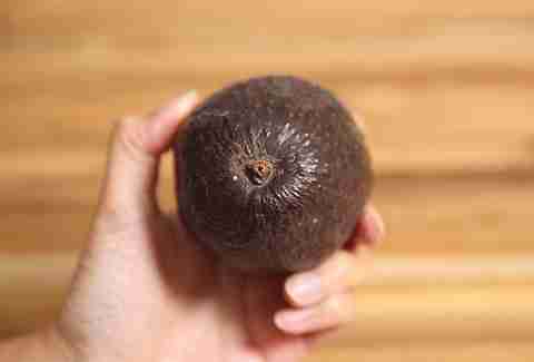 How to tell if an avocado is ripe