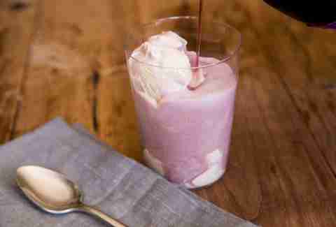 PB&J float