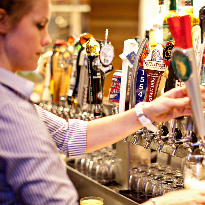 The 17 Best Waterfront Bars in Maryland