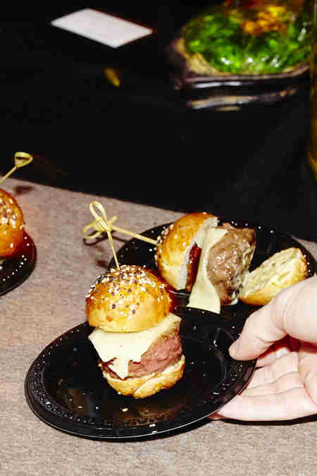 Saxon + Parole burger