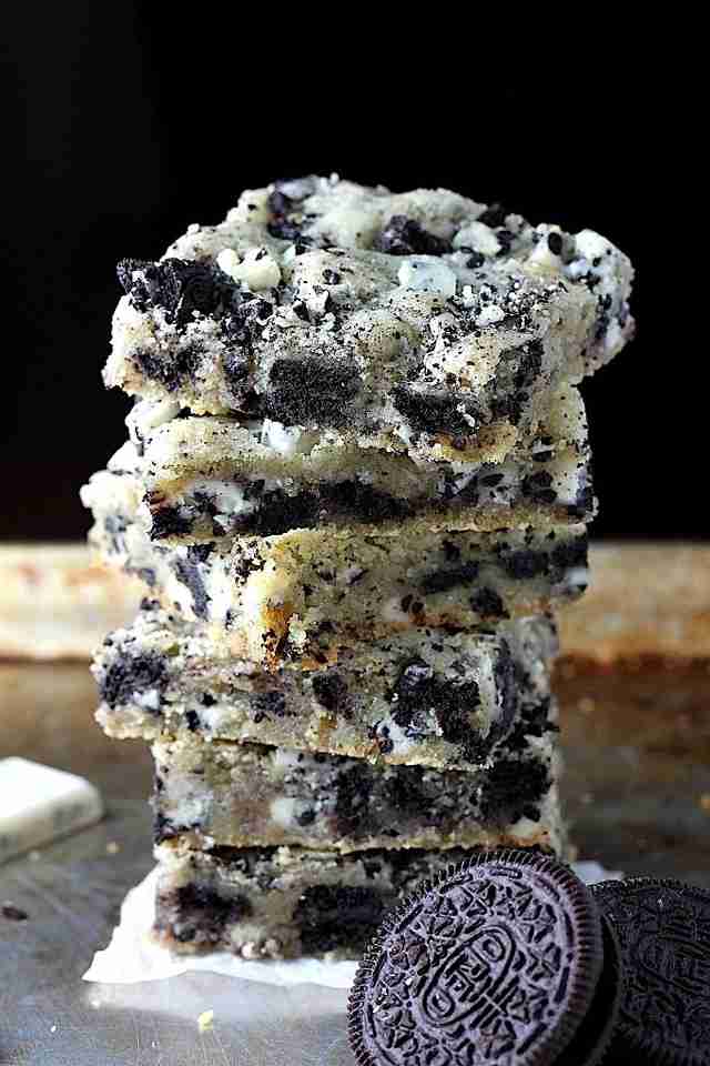 Cookies and cream blondies