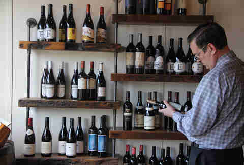 Vines & Canines, Louisville Wine bars, wine