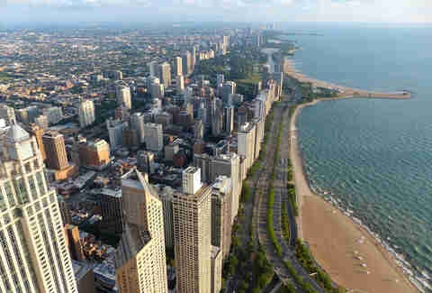 lake shore drive, the lakefront, chicago, skyline