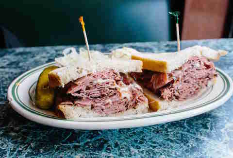 Corned beef sandwich