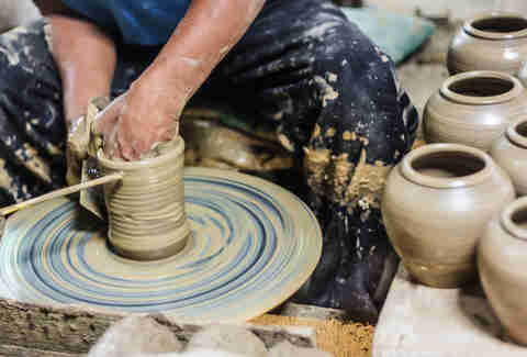 pottery making clay