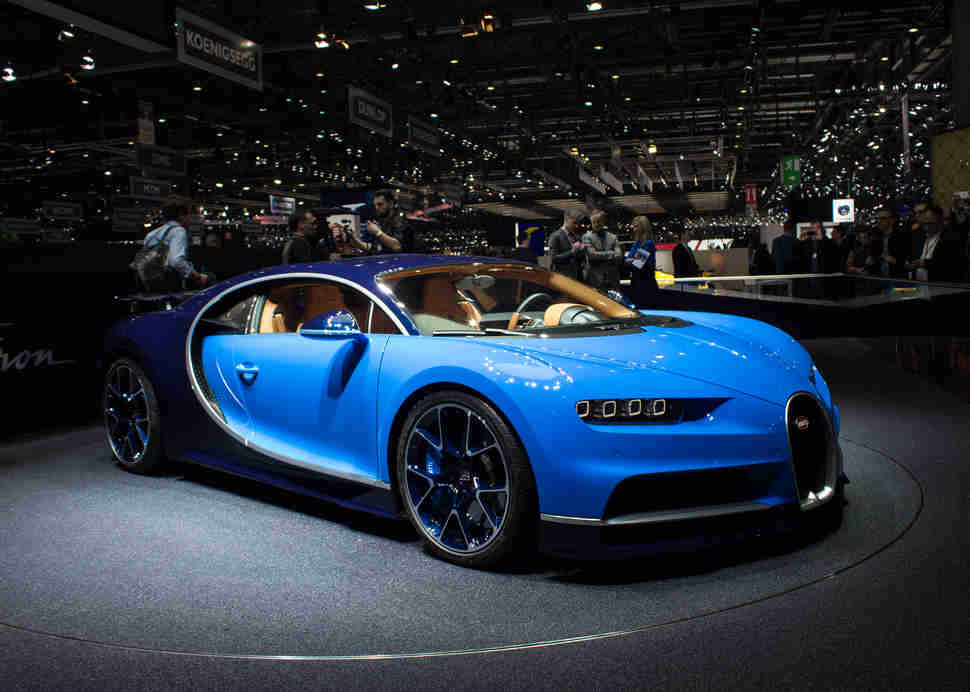 Bugatti Chiron at Geneva Auto Show 2016