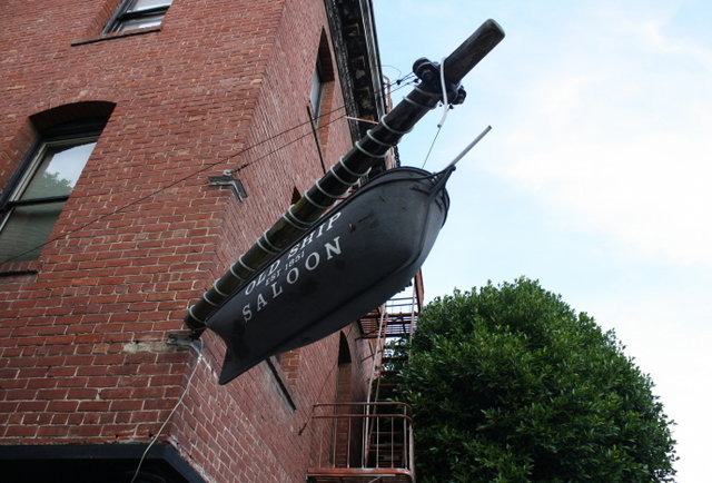 A historic bar in the FiDi