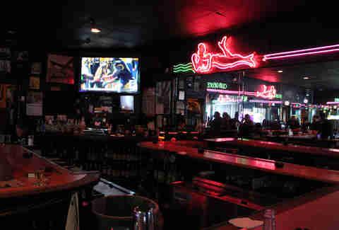 dive bar in south beach