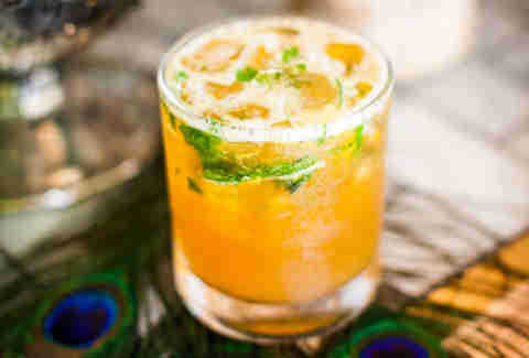 cocktail at Raca Cafe & Bar