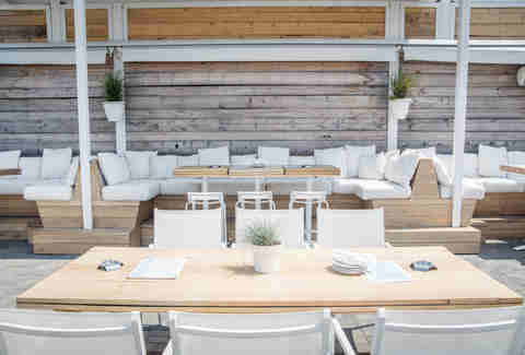 Cabana Pool Bar