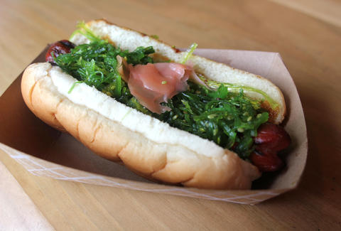Ivy's Burgers, Hot Dogs and Fries