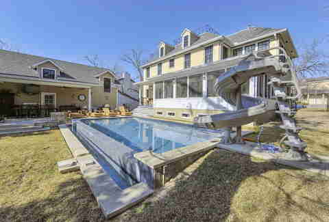 Austin AirBnb with pool