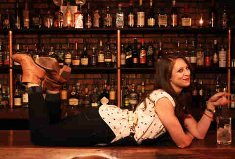 Pam Wiznitzer bartender